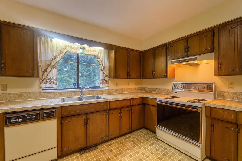 33295 CENTURY COURT - photo 3 of 21