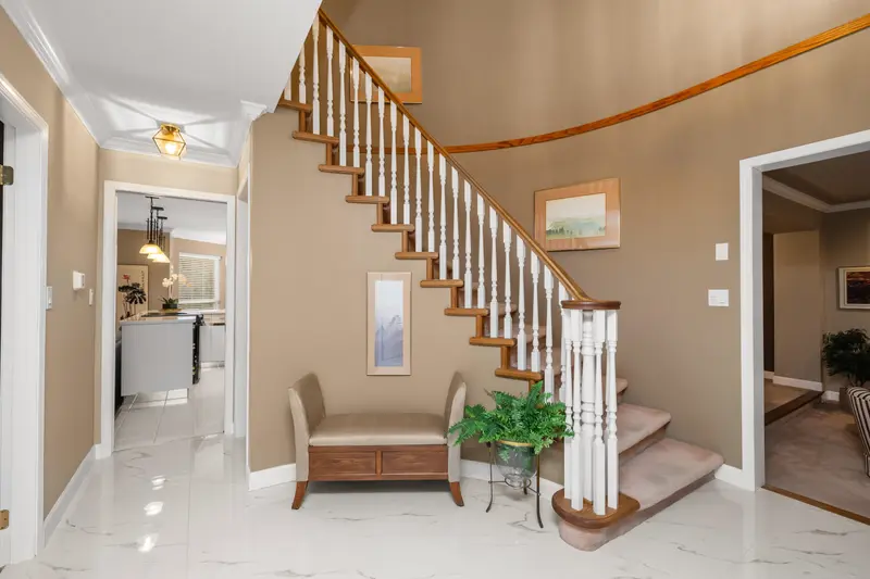 412 BALFOUR DRIVE - photo 4 of 25