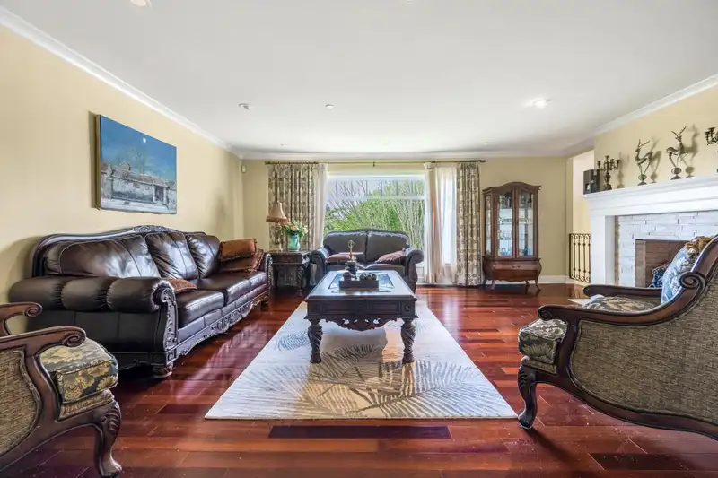 13715 COLDICUTT AVENUE - photo 4 of 27