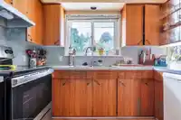 13890 BLACKBURN AVENUE - thumbnail 9