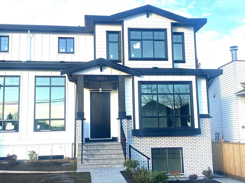 15911 88 AVENUE - photo 2 of 25