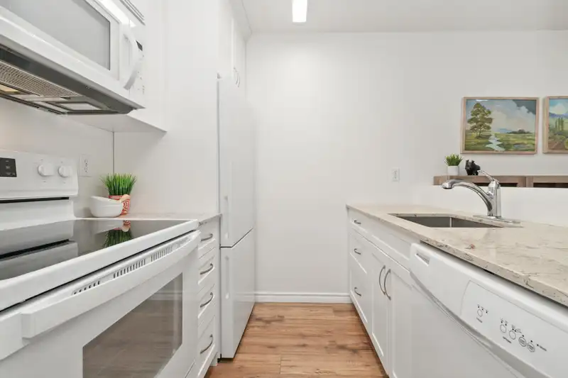 314 2239 152 STREET - photo 2 of 24