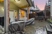2112 165A STREET - thumbnail 27