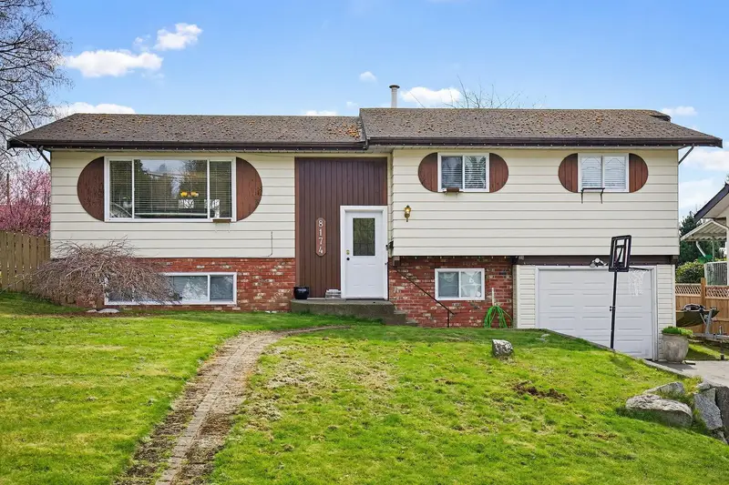 8174 WAXBERRY CRESCENT - photo 1 of 25