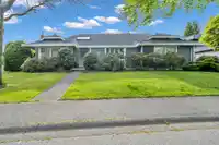 2151 148A STREET - thumbnail 2