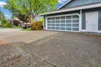 2151 148A STREET - thumbnail 3