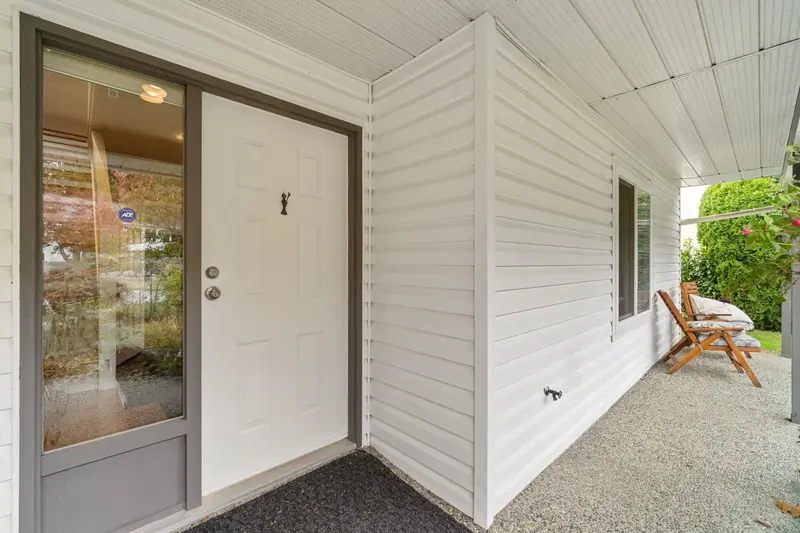 36034 SOUTHRIDGE PLACE - photo 3 of 25