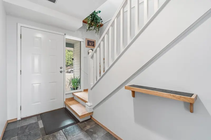 36034 SOUTHRIDGE PLACE - photo 4 of 25