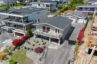 15725 PACIFIC AVENUE - thumbnail 1