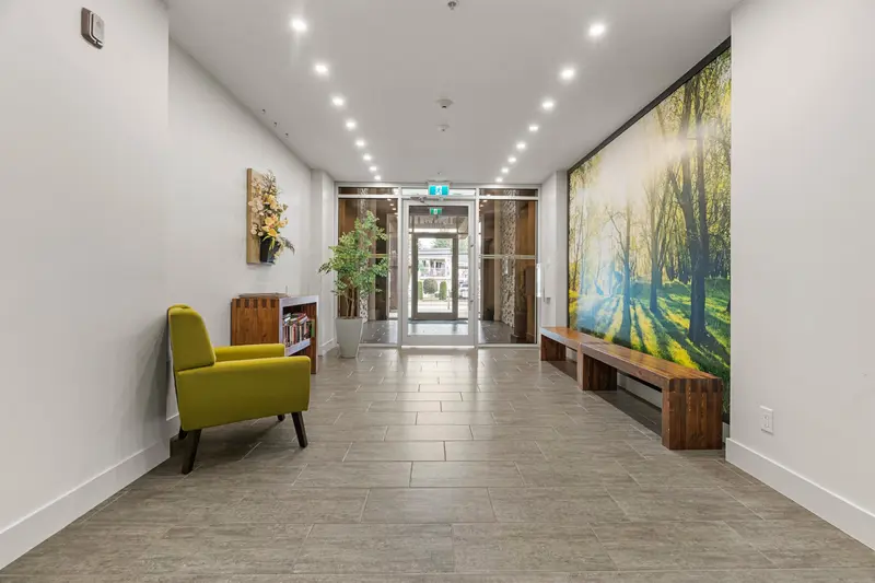 103 2565 WARE STREET - photo 4 of 25