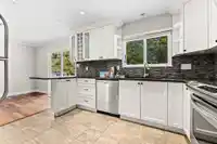 15469 22 AVENUE - thumbnail 25