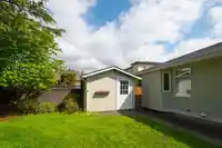 1023 165 STREET - thumbnail 37