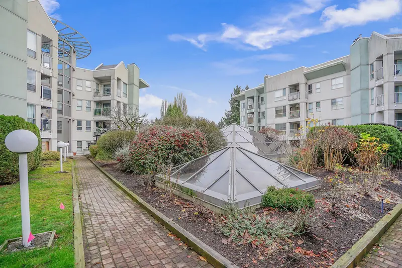 108 2585 WARE STREET - photo 3 of 23