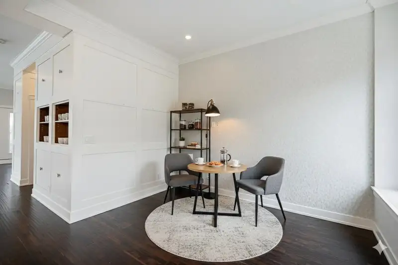 47 2687 158 STREET - photo 3 of 36