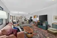 109 1785 MARTIN DRIVE - thumbnail 7