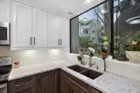 109 1785 MARTIN DRIVE - thumbnail 10