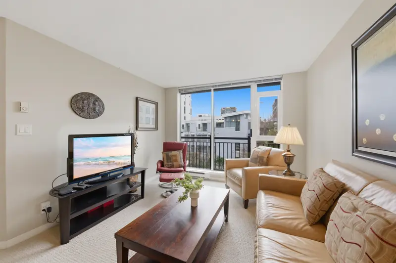 502 1650 W 7TH AVENUE - photo 2 of 25