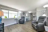 119 1840 160 STREET - thumbnail 9