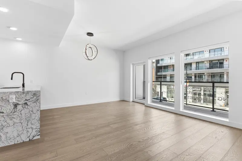 202 3590 W 39TH AVENUE - photo 3 of 21