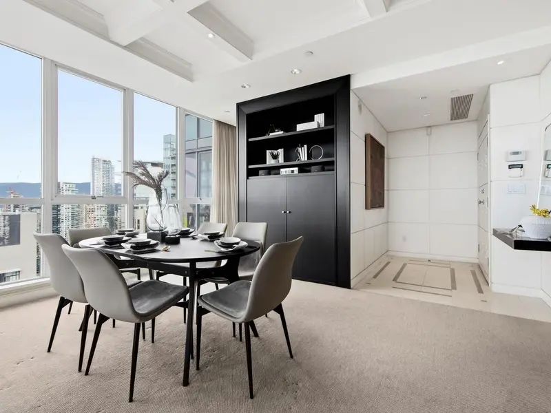 4302 1408 STRATHMORE MEWS - photo 2 of 25