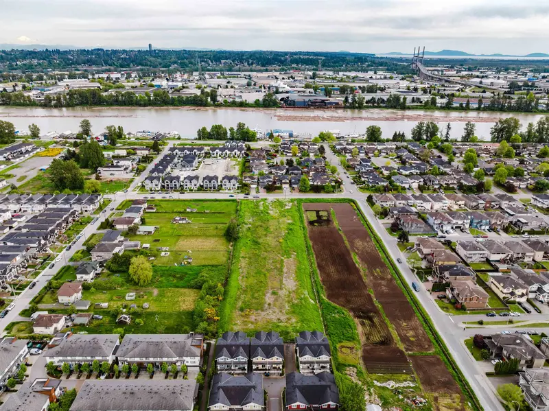 1135 SALTER STREET - photo 2 of 3