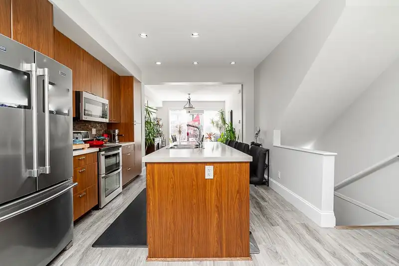 2 2450 161A STREET - photo 4 of 40