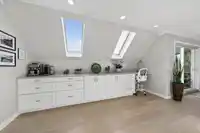 927 KENT STREET - thumbnail 10