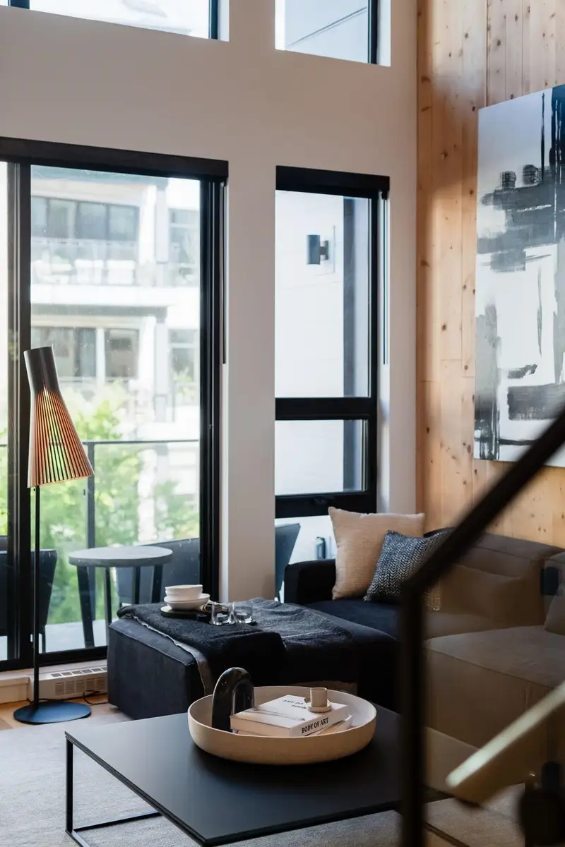 304 310 SALTER STREET - photo 4 of 25