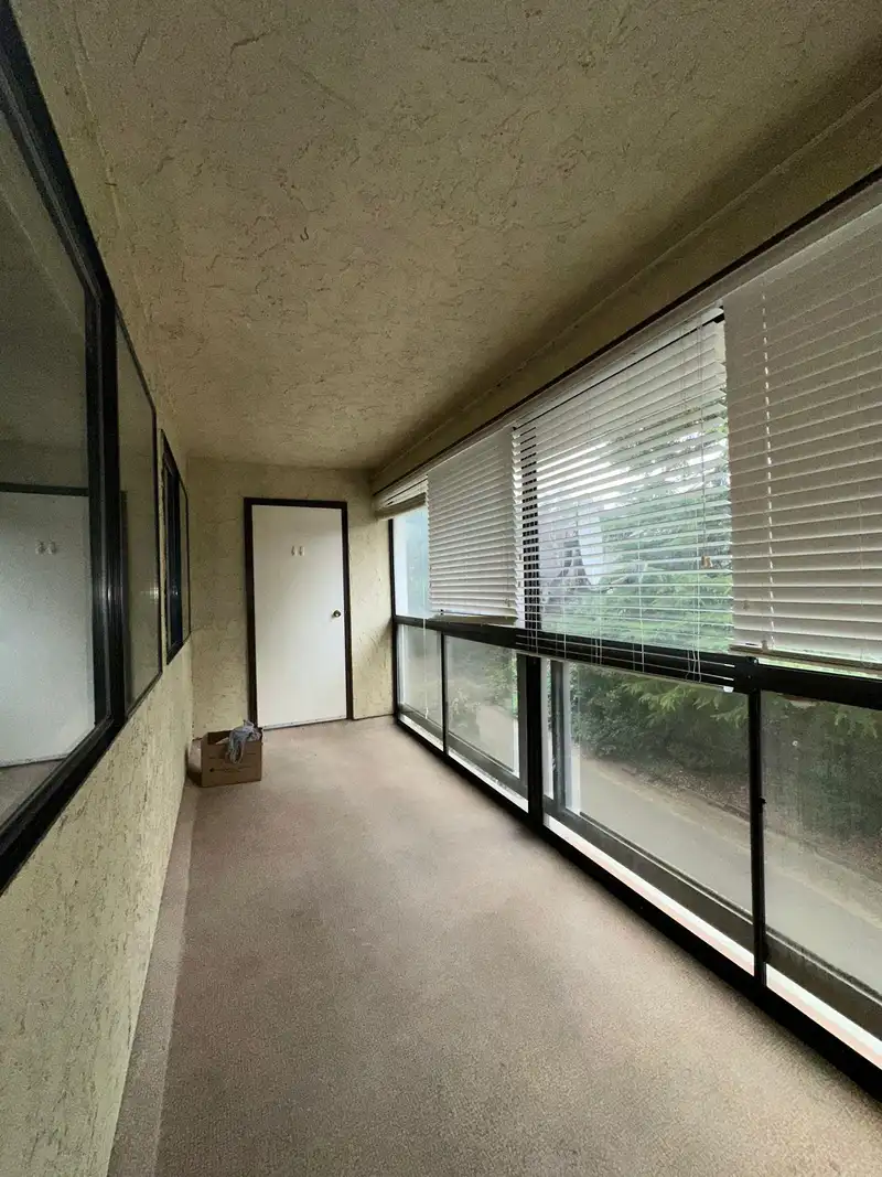 306 1526 GEORGE STREET - photo 4 of 14