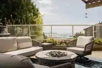 102 15025 VICTORIA AVENUE - thumbnail 1