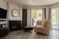 102 15025 VICTORIA AVENUE - thumbnail 10