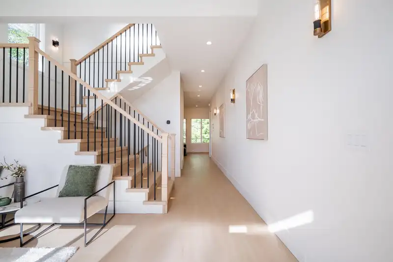 16908 1 AVENUE - photo 3 of 40