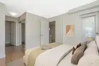 318 15745 CROYDON DRIVE - thumbnail 23