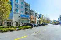 318 15745 CROYDON DRIVE - thumbnail 6