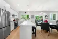 32 1871 165A STREET - thumbnail 3