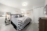 32 1871 165A STREET - thumbnail 35