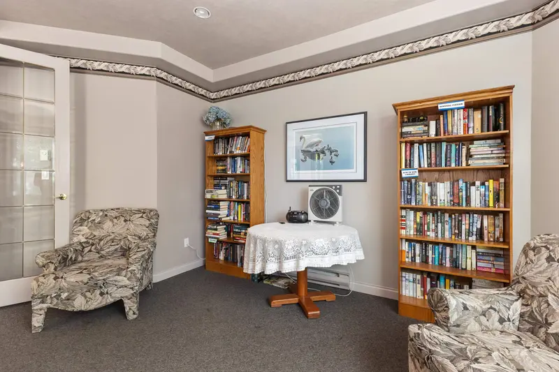 1202 33065 MILL LAKE ROAD - photo 3 of 25