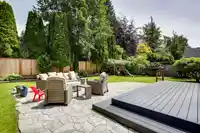 1086 163A STREET - thumbnail 28