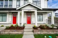 16685 16 AVENUE - thumbnail 1