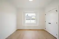 16685 16 AVENUE - thumbnail 22