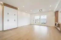 16685 16 AVENUE - thumbnail 5