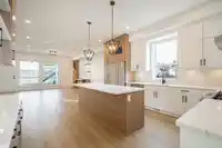 16685 16 AVENUE - thumbnail 10