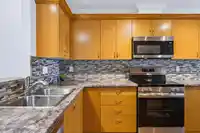 14 17516 4 AVENUE - thumbnail 4