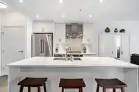 405 1420 JOHNSTON ROAD - thumbnail 4