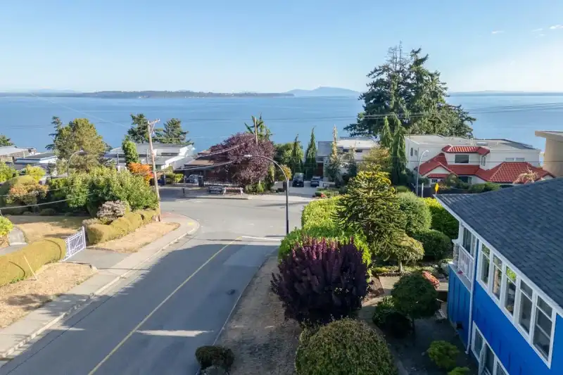 14139 MARINE DRIVE - photo 1 of 40