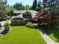 13446 19 AVENUE - thumbnail 4