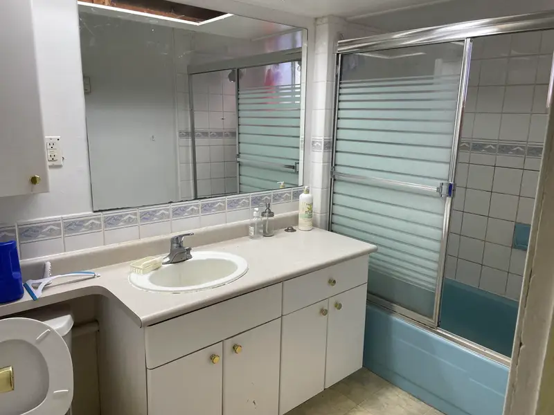 4904 RUPERT STREET - photo 4 of 5