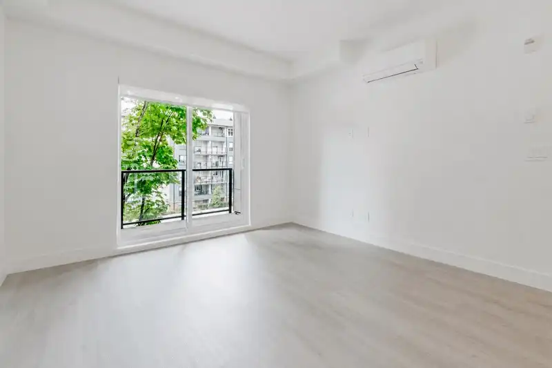 418 3480 146A STREET - photo 2 of 22