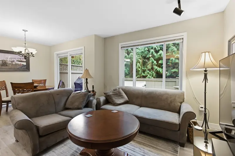 14 2736 ATLIN PLACE - photo 2 of 25