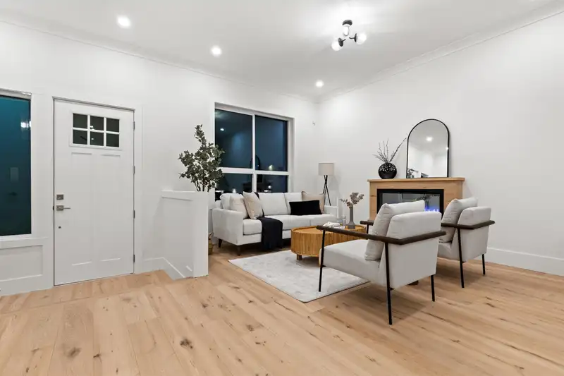102 16623 18A AVENUE - photo 2 of 36